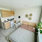 Taikos 8,, Free Parking Κλαϊπέντα